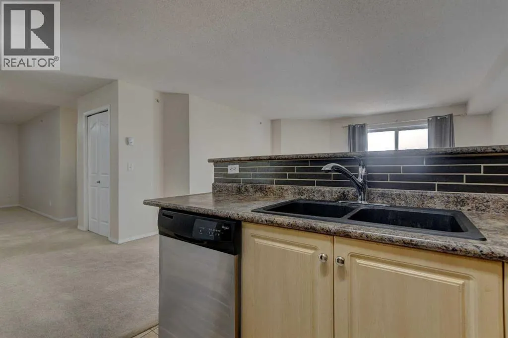 3410, 10 Prestwick Bay SE