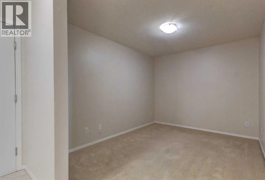 3410, 10 Prestwick Bay SE