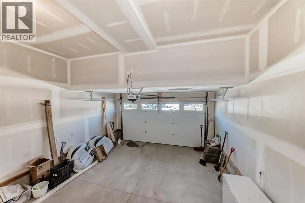 321 Carringvue Place NW