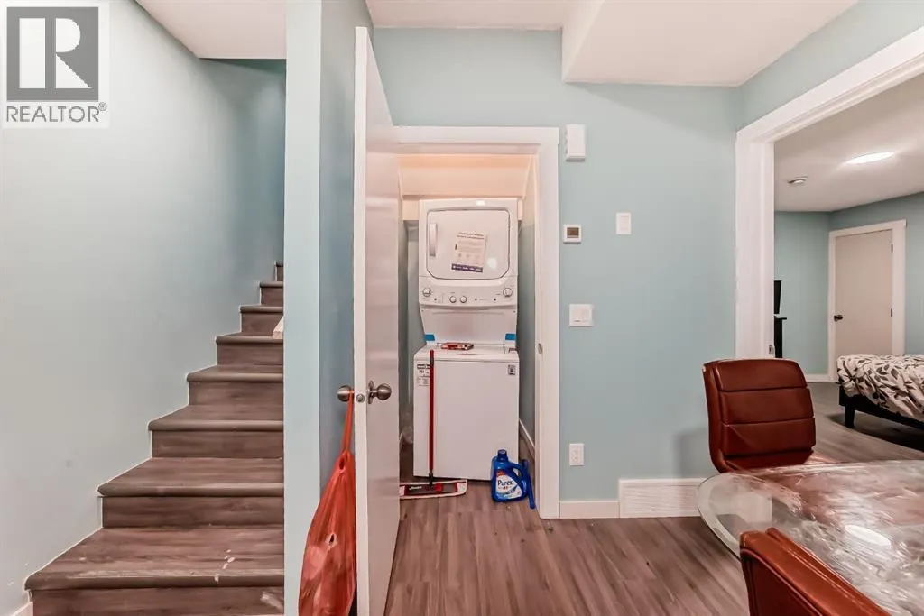 321 Carringvue Place NW