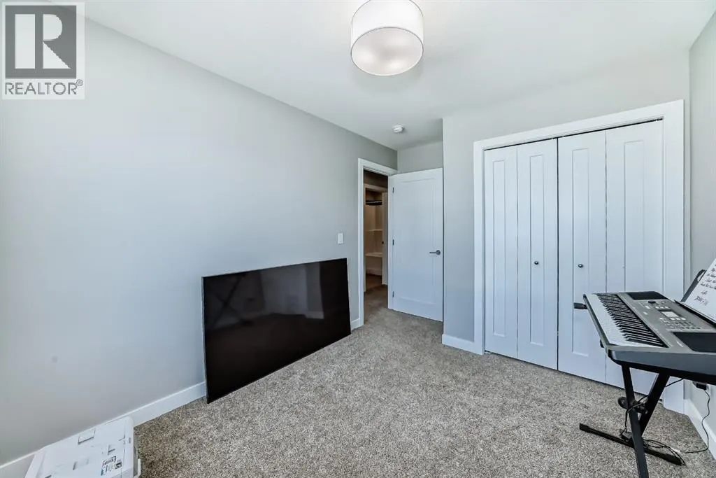 321 Carringvue Place NW