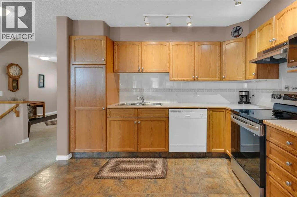 19, 200 Sandstone Drive NW