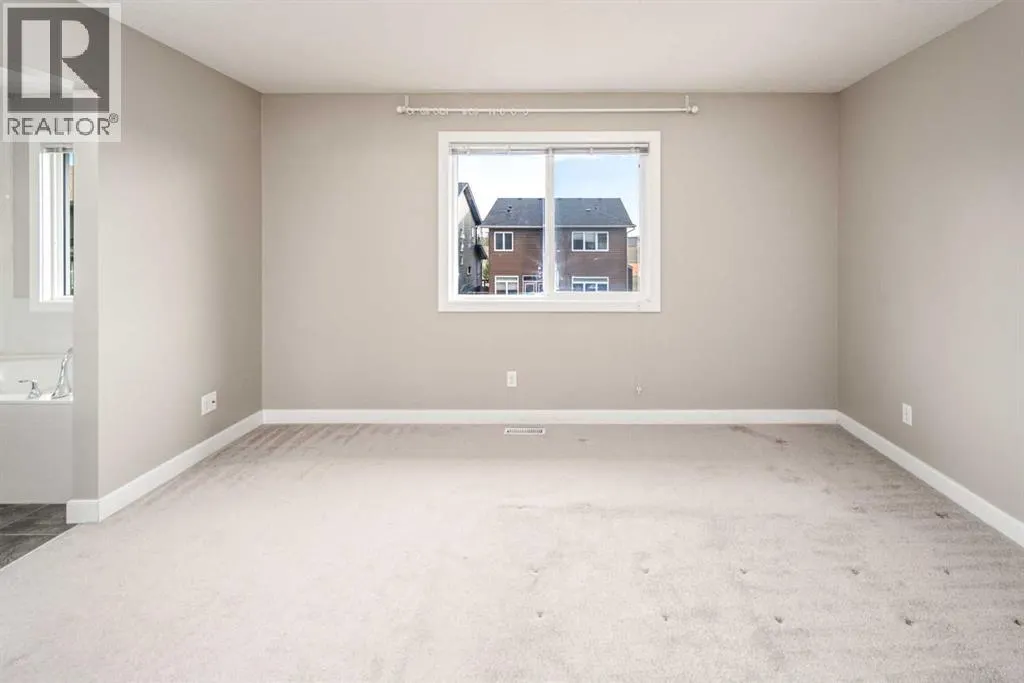 136 Evansdale Common NW