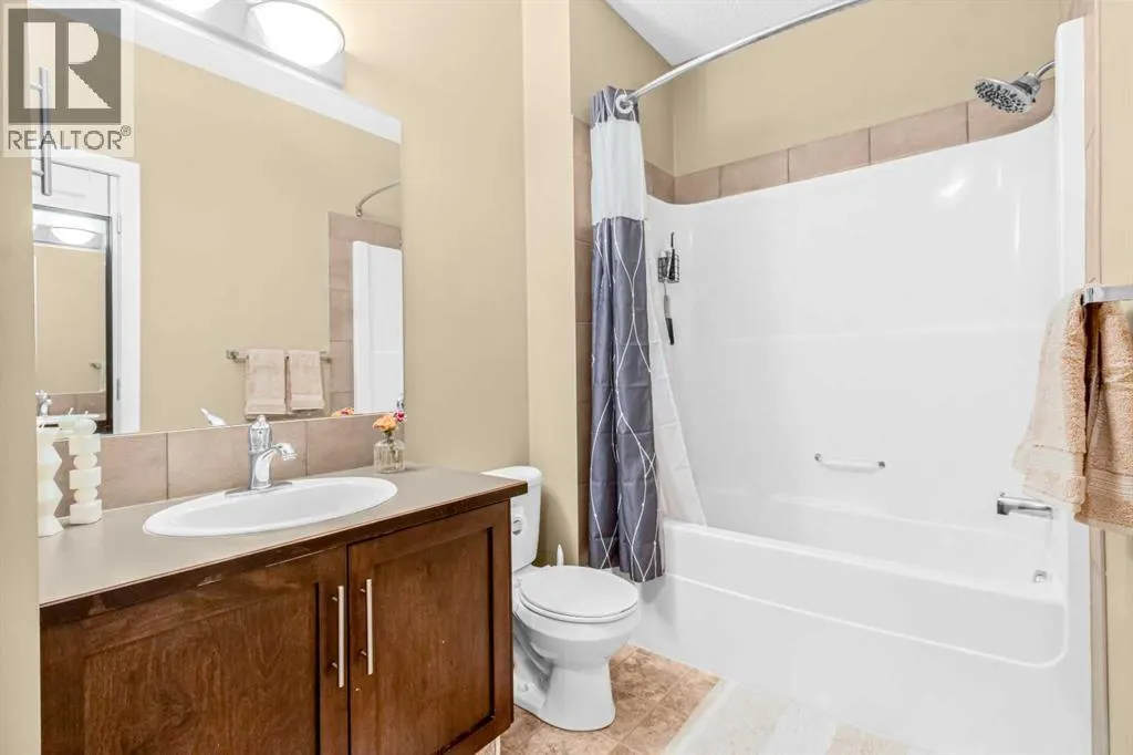 306, 10 Panatella Road NW
