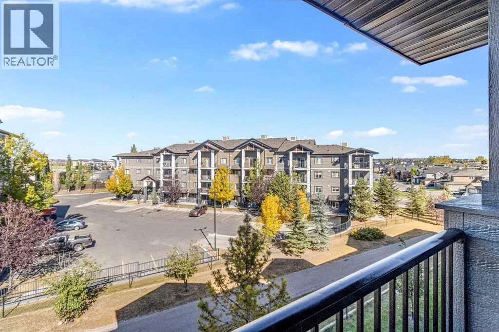 306, 10 Panatella Road NW