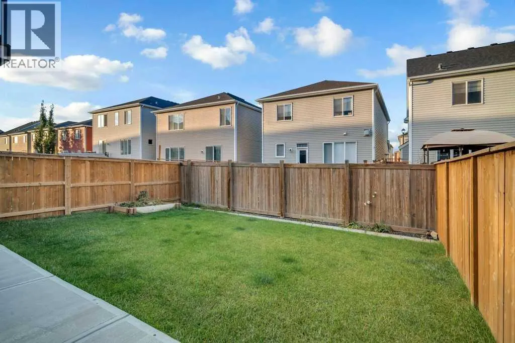 749 Windrow Manor SW