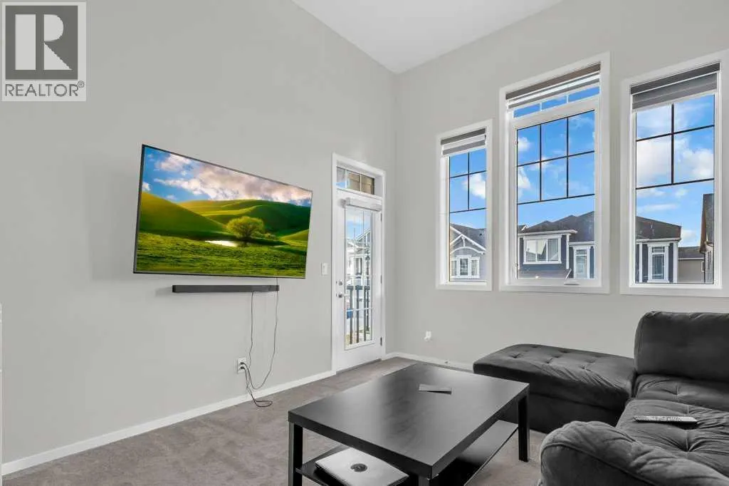 749 Windrow Manor SW