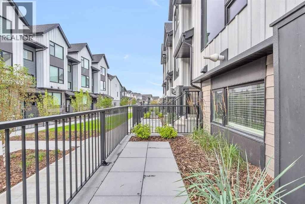 404, 85 Sage Hill Heights NW