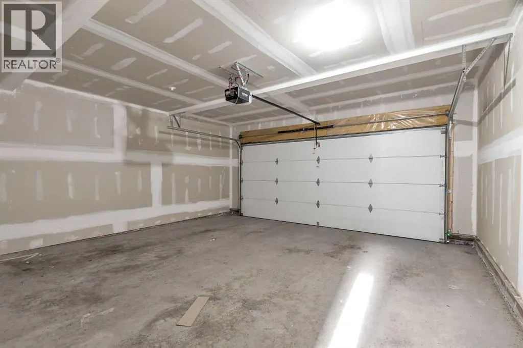 404, 85 Sage Hill Heights NW