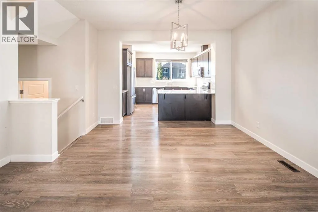 70 Evanscrest Road NW