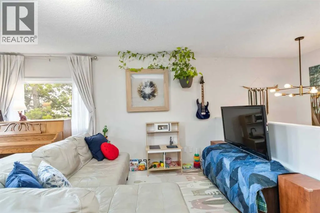 104 Sifton Avenue