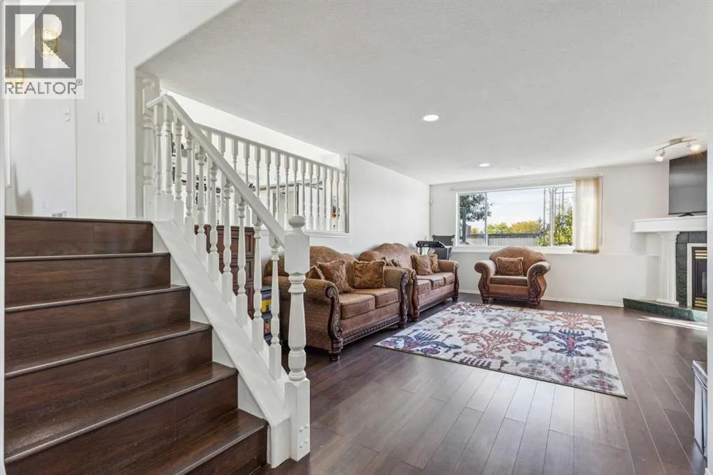 132 San Diego Green NE