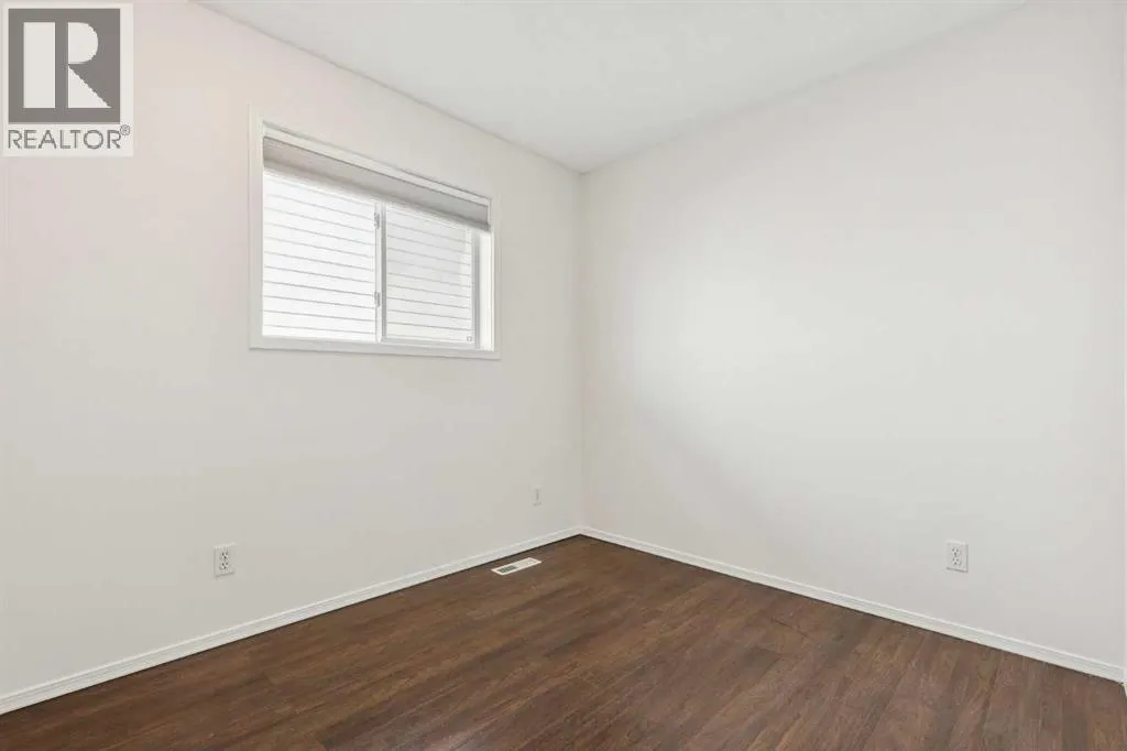 132 San Diego Green NE