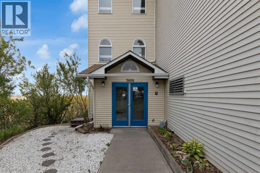 204, 3606 Erlton Court SW
