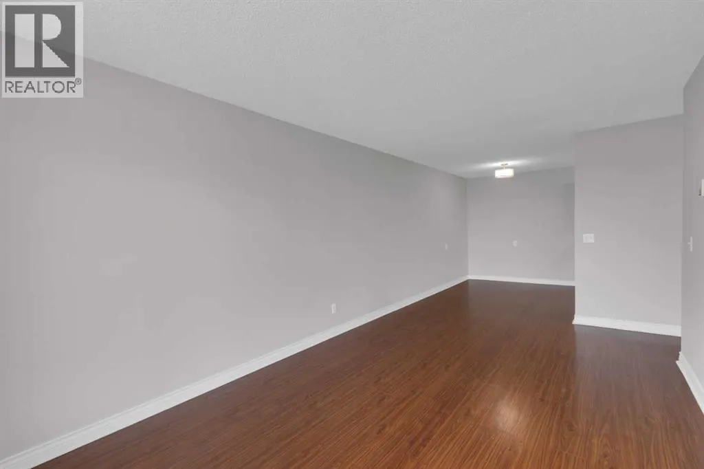 204, 3606 Erlton Court SW