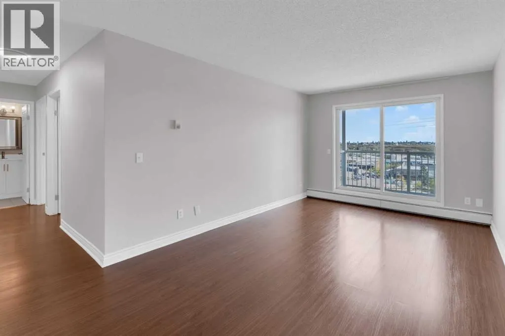 204, 3606 Erlton Court SW