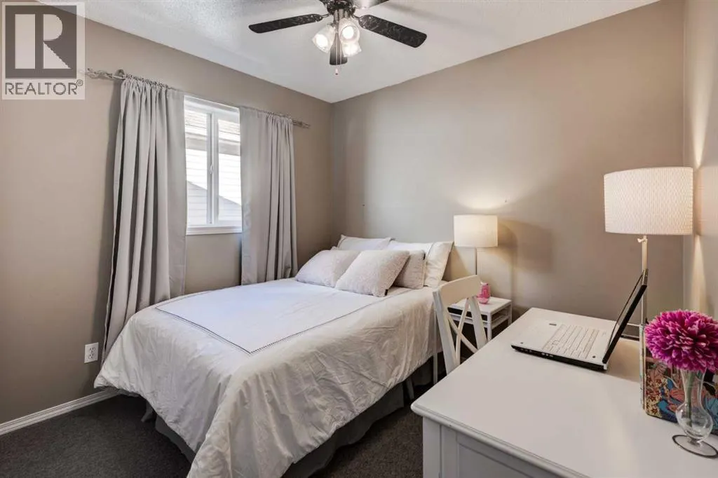 64 cimarron grove Close