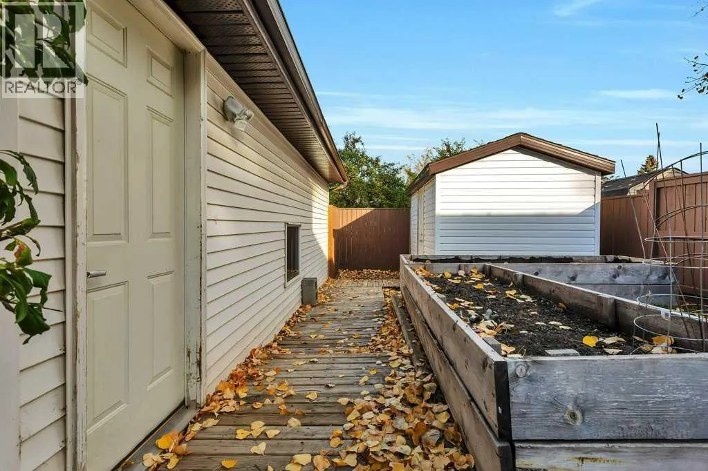 7 Nellis Avenue