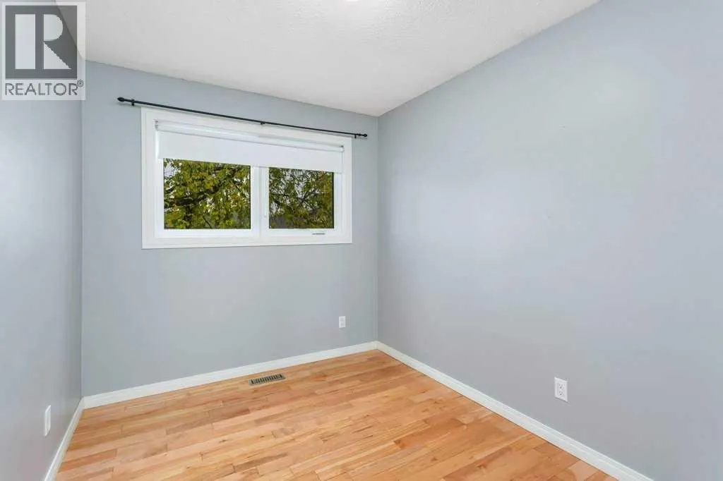 7 Nellis Avenue