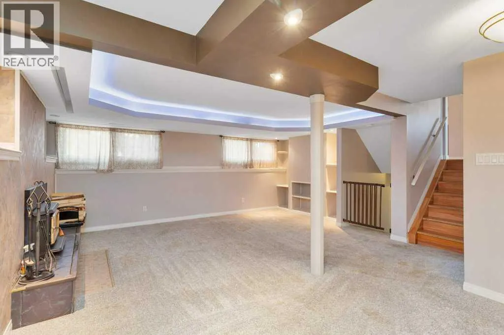 7 Nellis Avenue