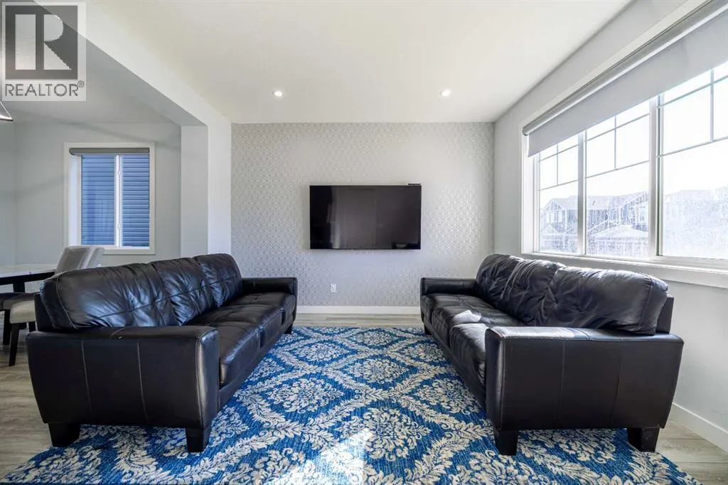 340 Chelsea Passage