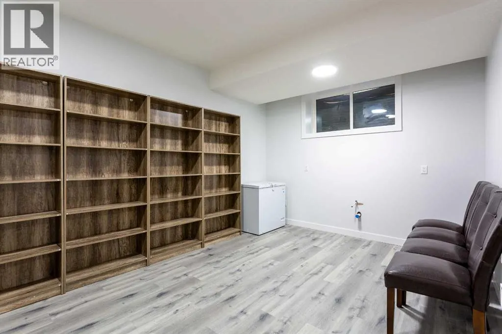 340 Chelsea Passage