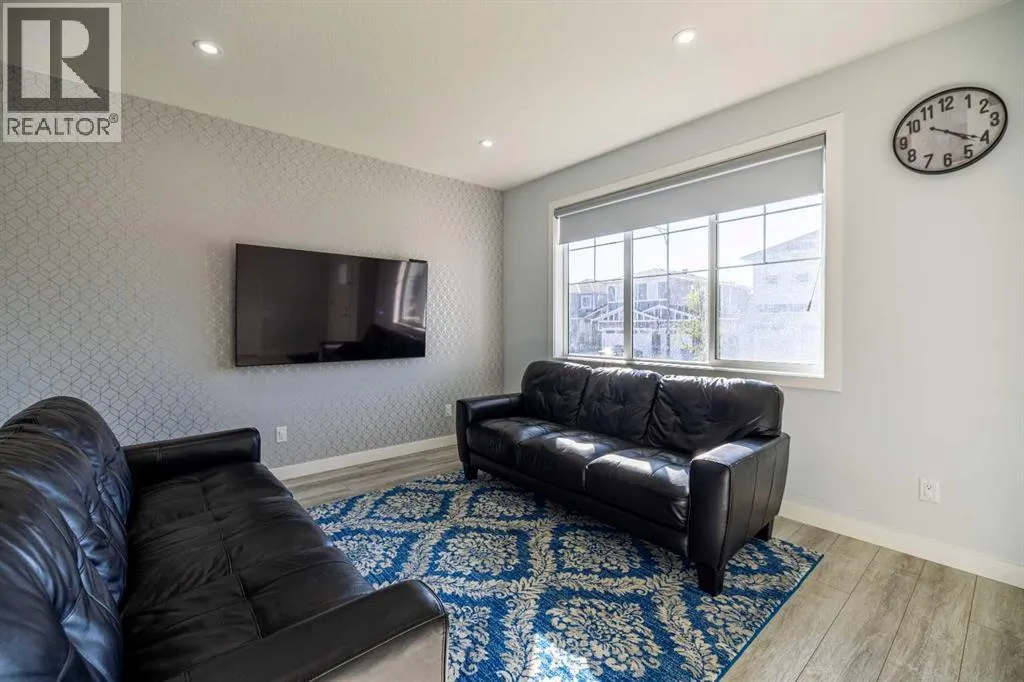 340 Chelsea Passage