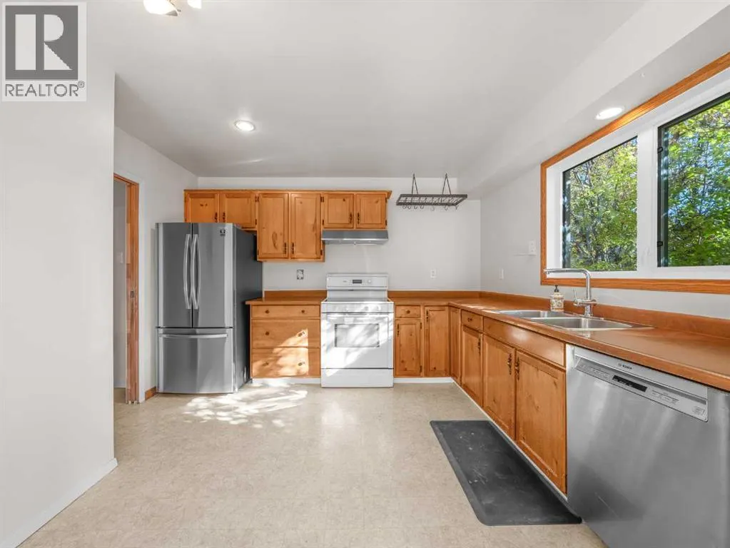 47 Elk Hill SE