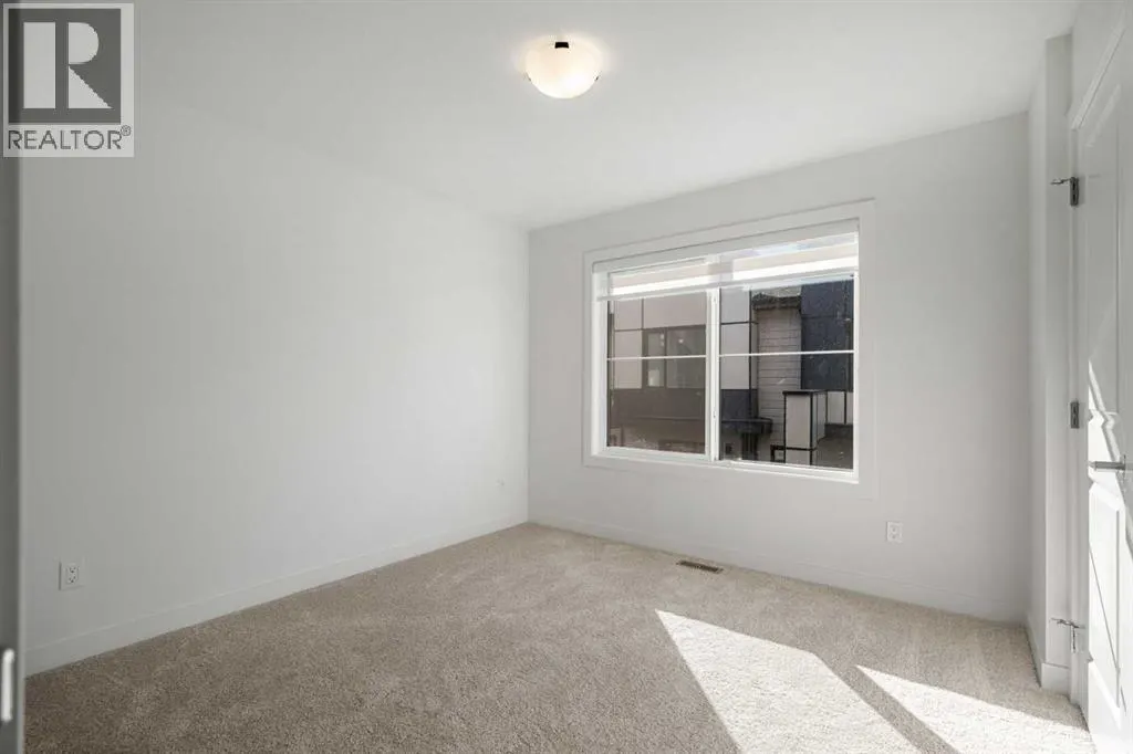 302, 550 Seton Circle SE
