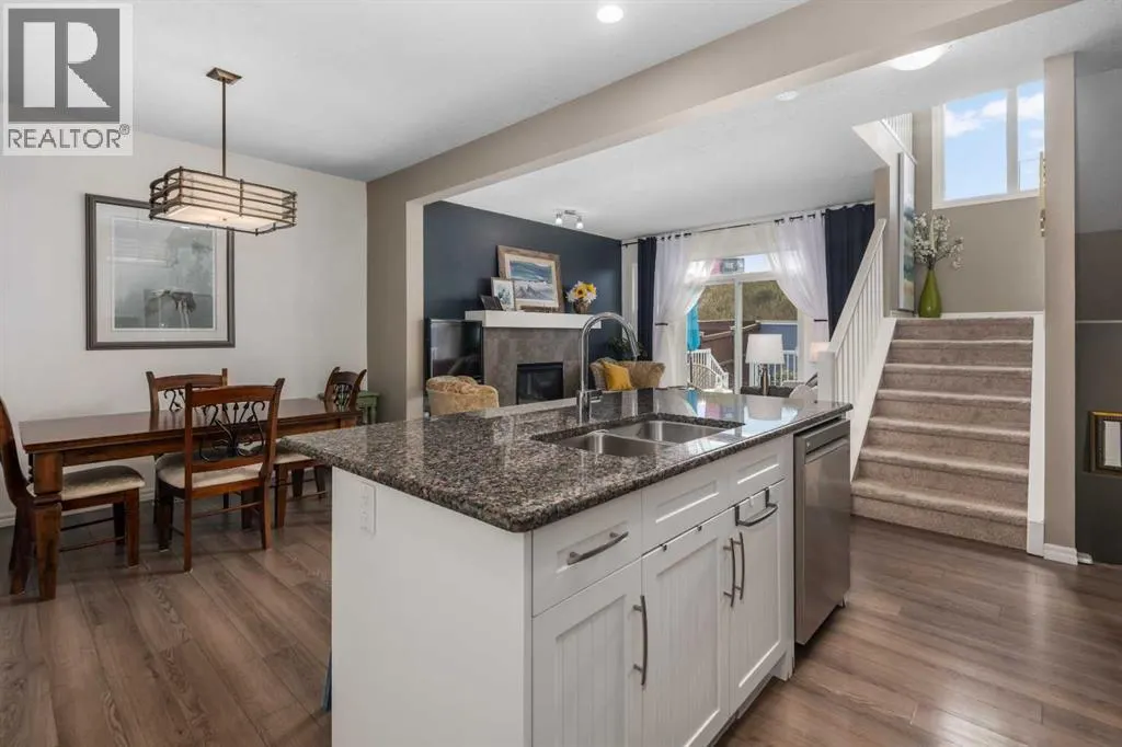 390 River Heights Crescent