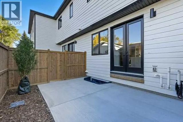 102 West Glen Crescent SW
