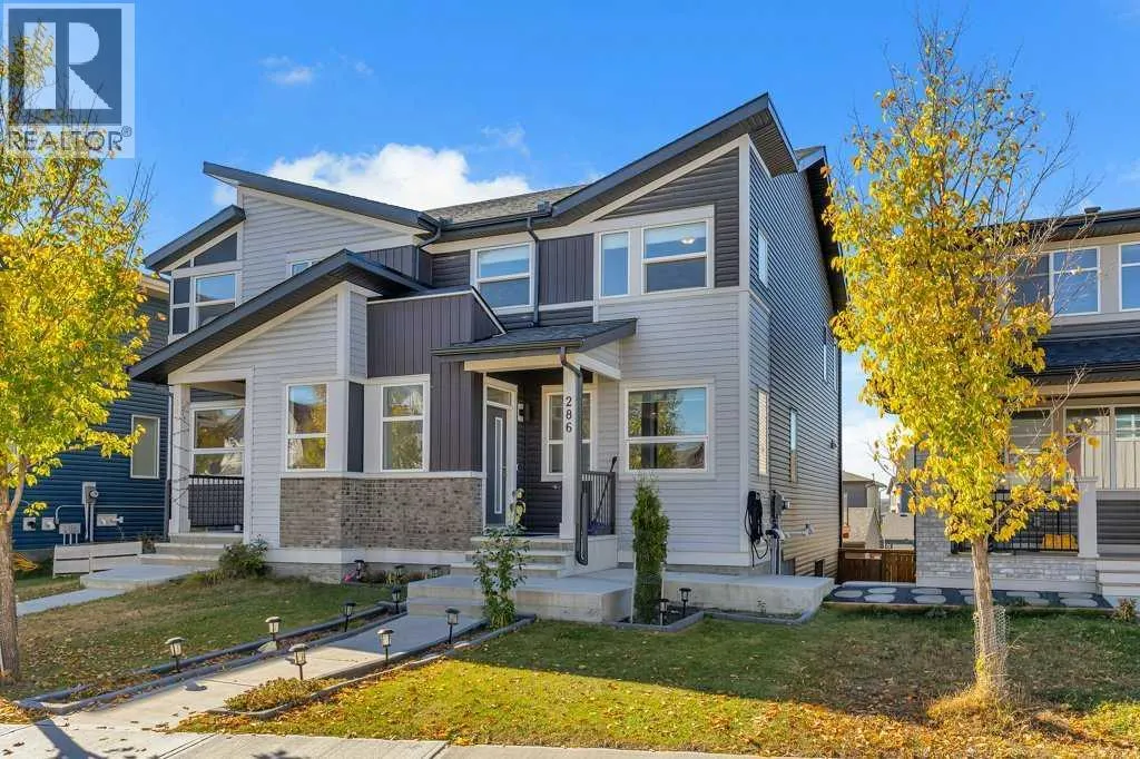 286 Carringvue Way NW