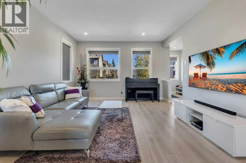 286 Carringvue Way NW