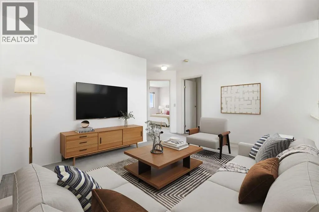 77, 5810 Patina Drive SW