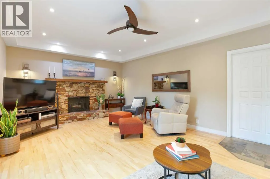 39 Canova Close SW