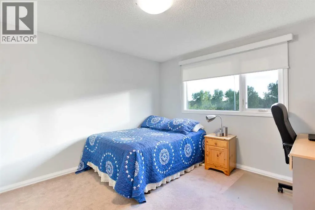 39 Canova Close SW