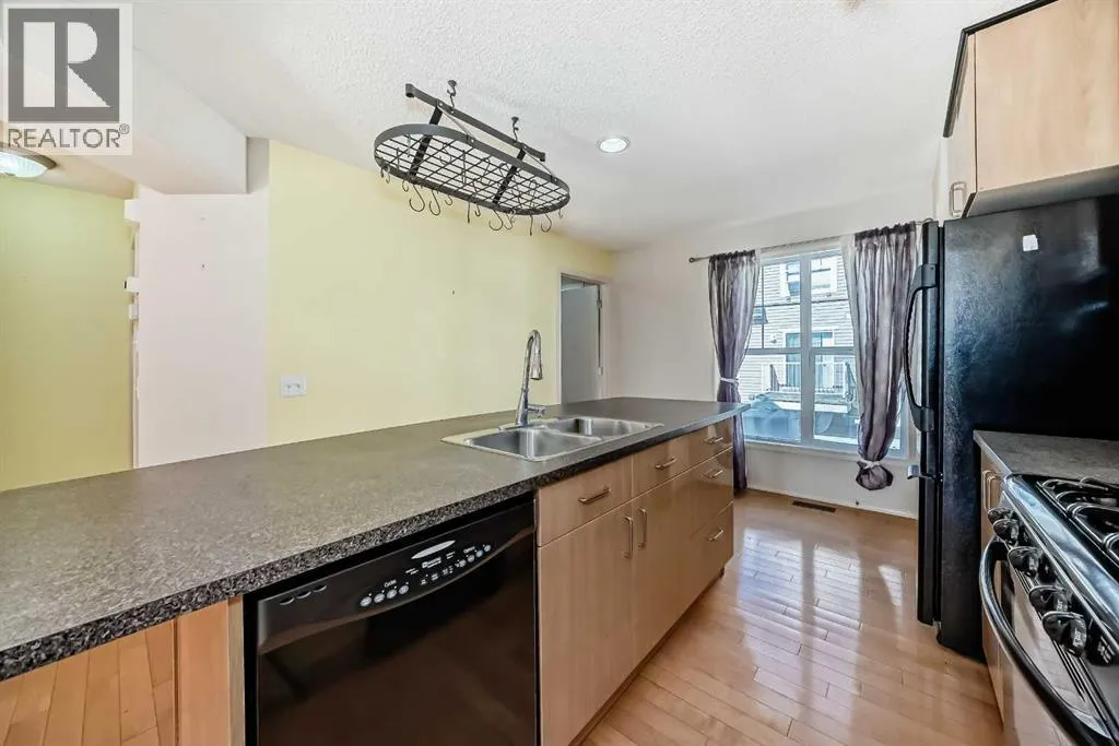 63 Toscana Gardens NW