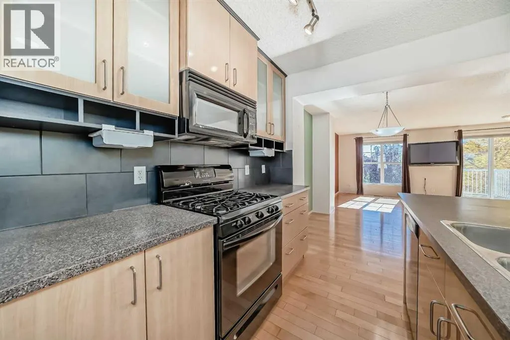 63 Toscana Gardens NW