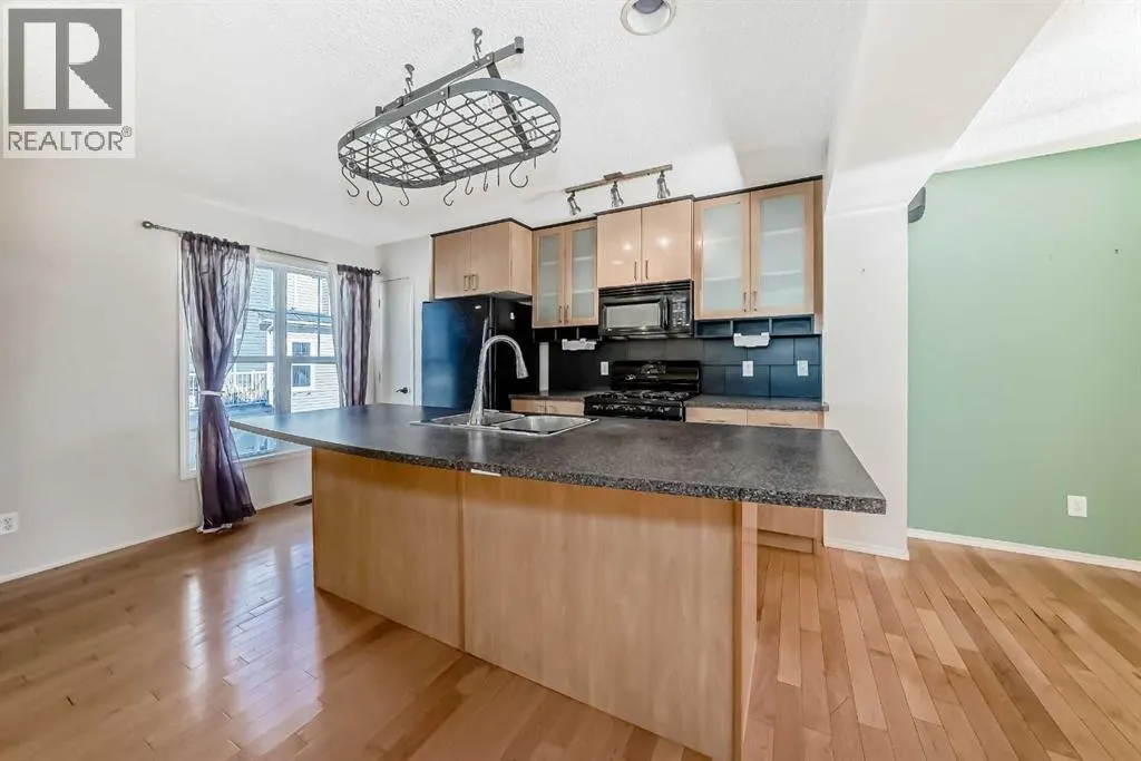 63 Toscana Gardens NW