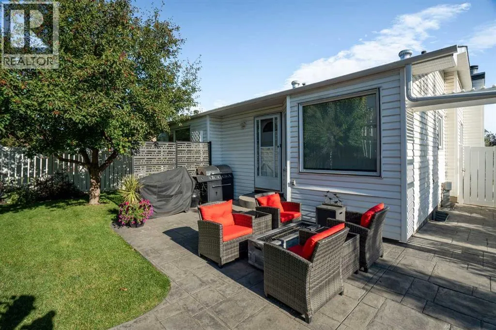 177 Hidden Vale Close NW