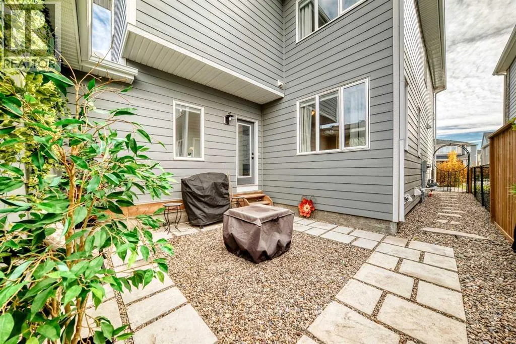 404 Yorkville Avenue SW