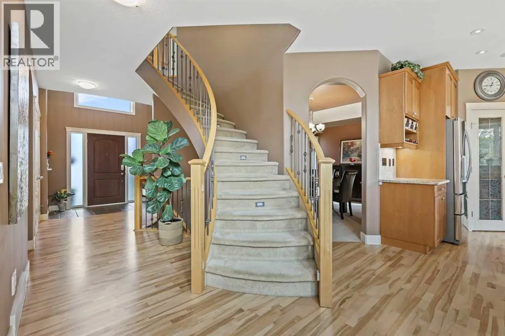 209 Discovery Ridge Way SW