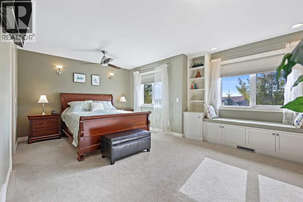 209 Discovery Ridge Way SW