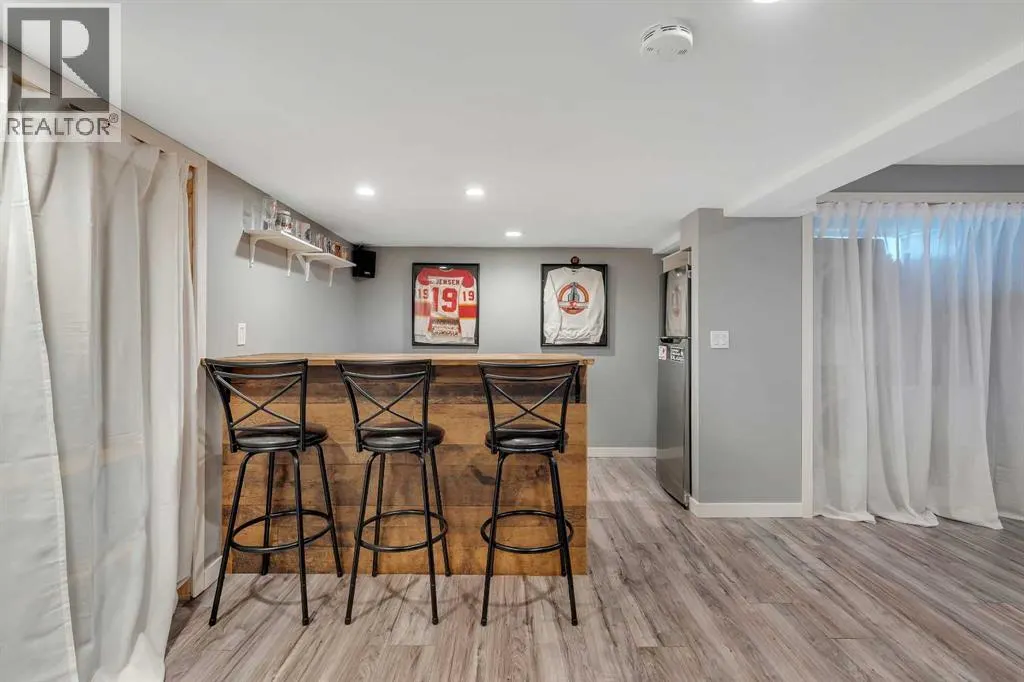 145 Coventry Place NE