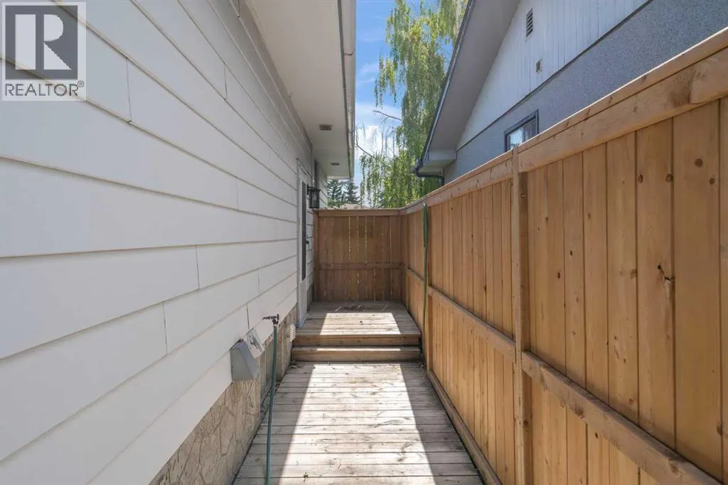 84 Maranda Close NE