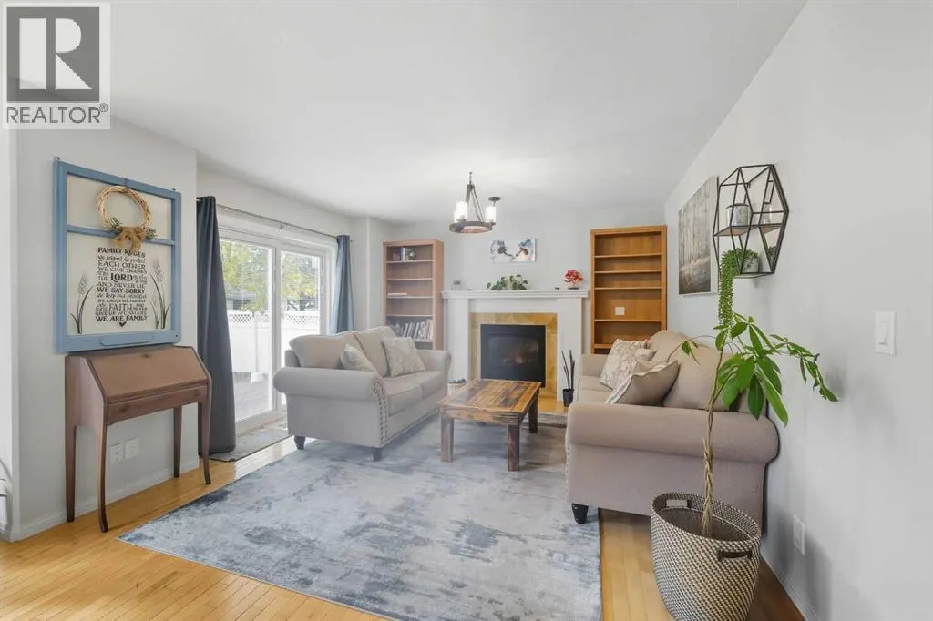 65 Asmundsen Avenue