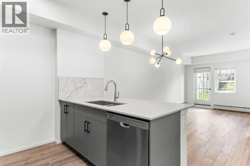 #217, 140 Mahogany Street SE