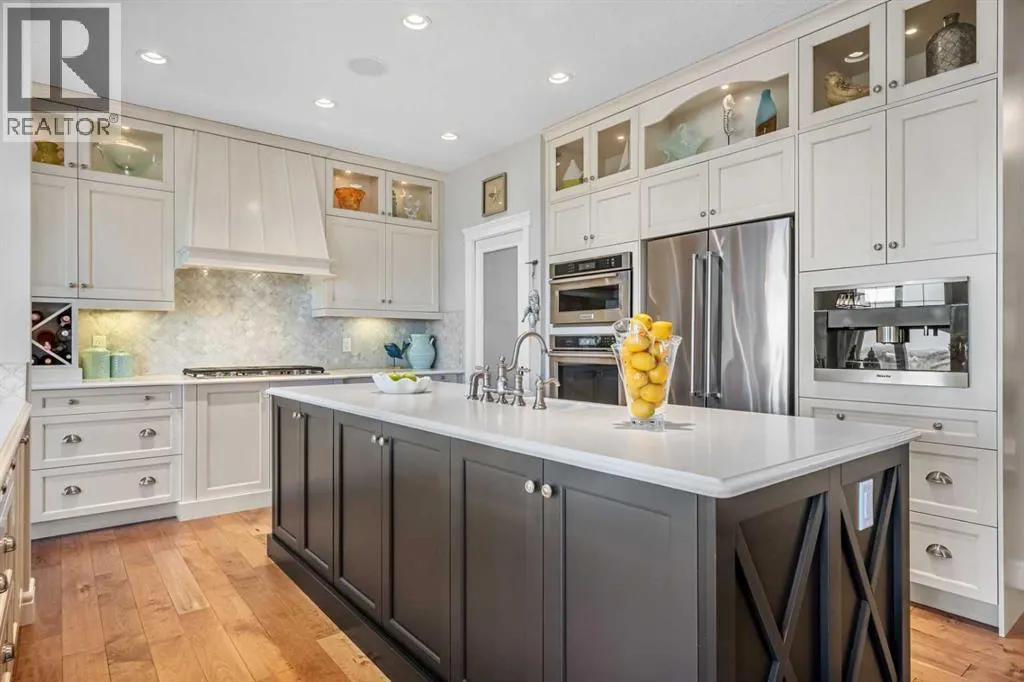 35 Mahogany Crescent SE