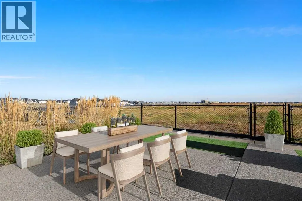 35 Mahogany Crescent SE