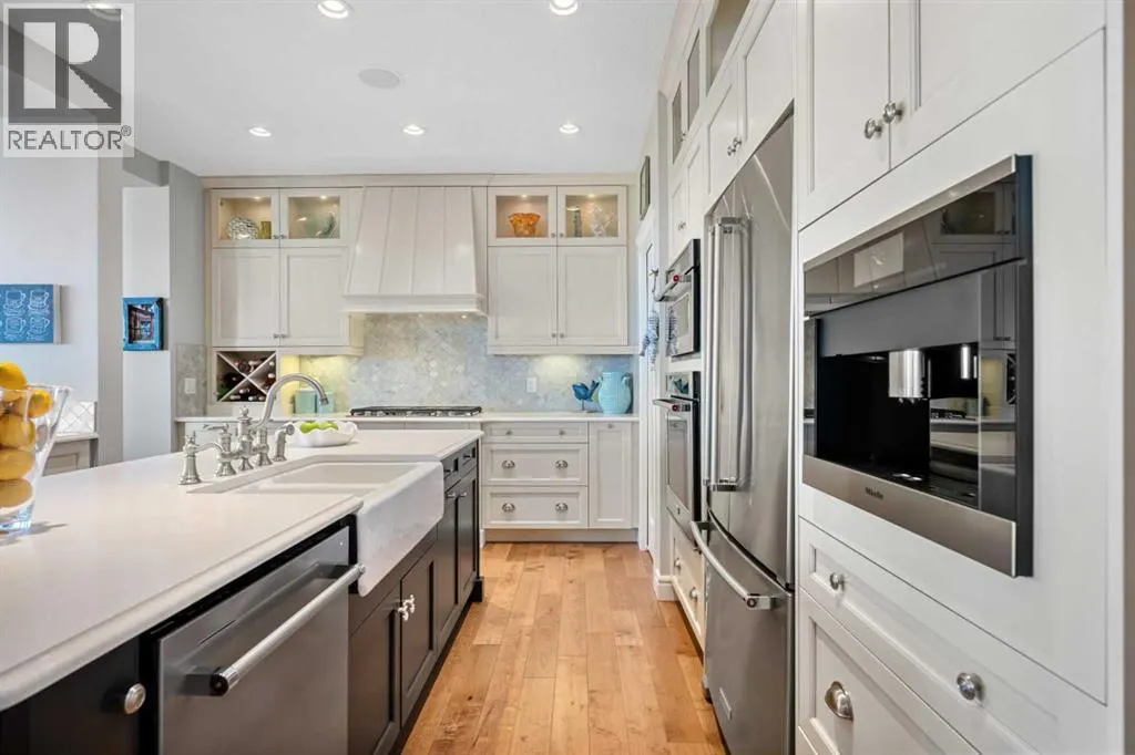 35 Mahogany Crescent SE